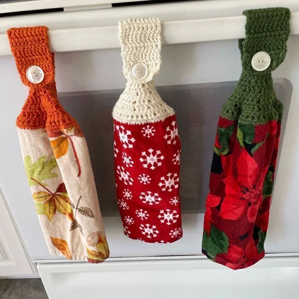 Estate Find: Set of 3 Crochet Top Kitchen Towels